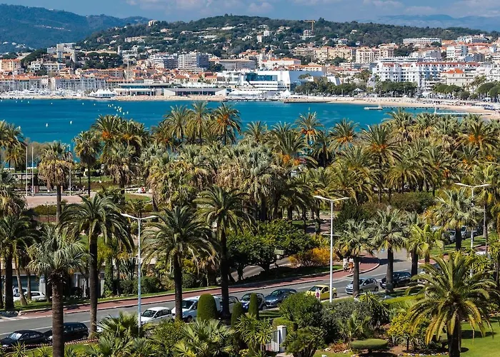 Charming & Elegant La Croisette In Appartement Cannes